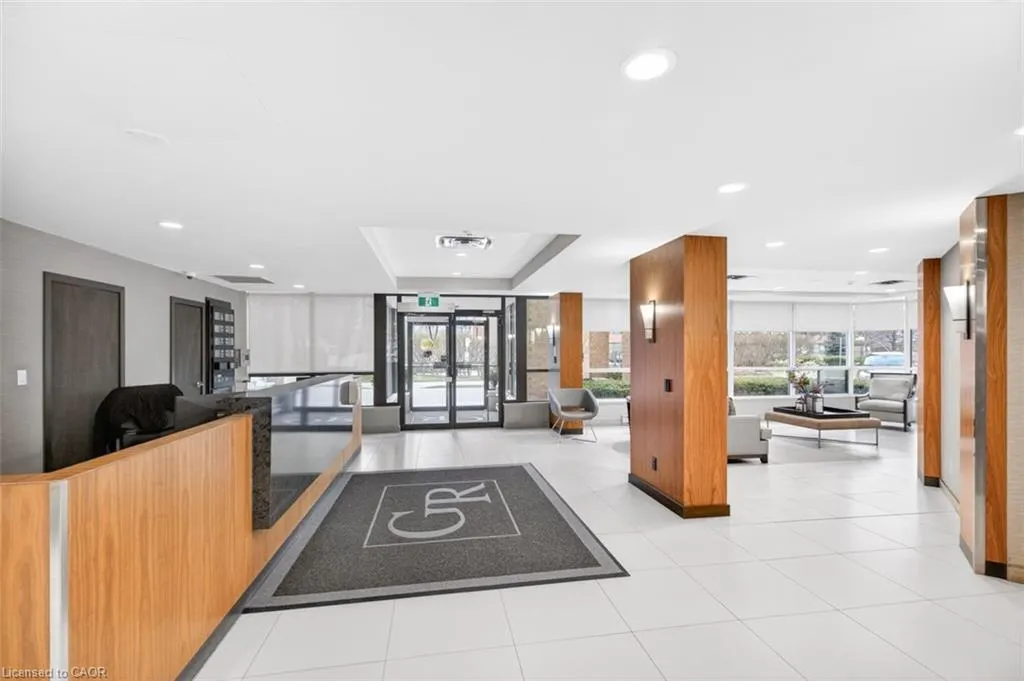 1276 Maple Crossing Boulevard #903