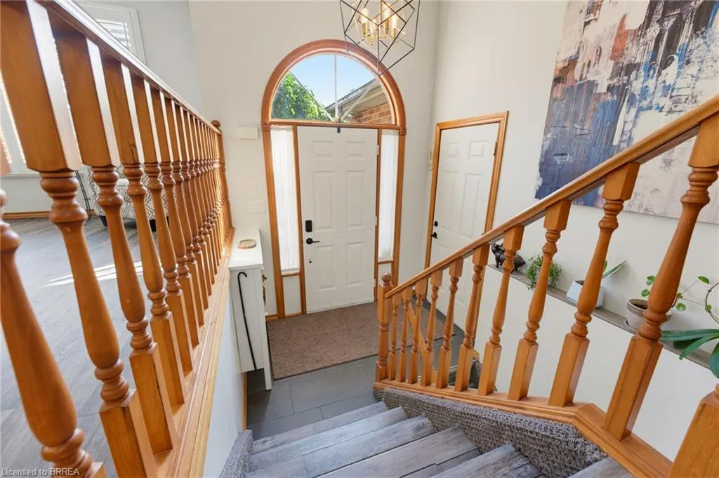 10 Noble Court
