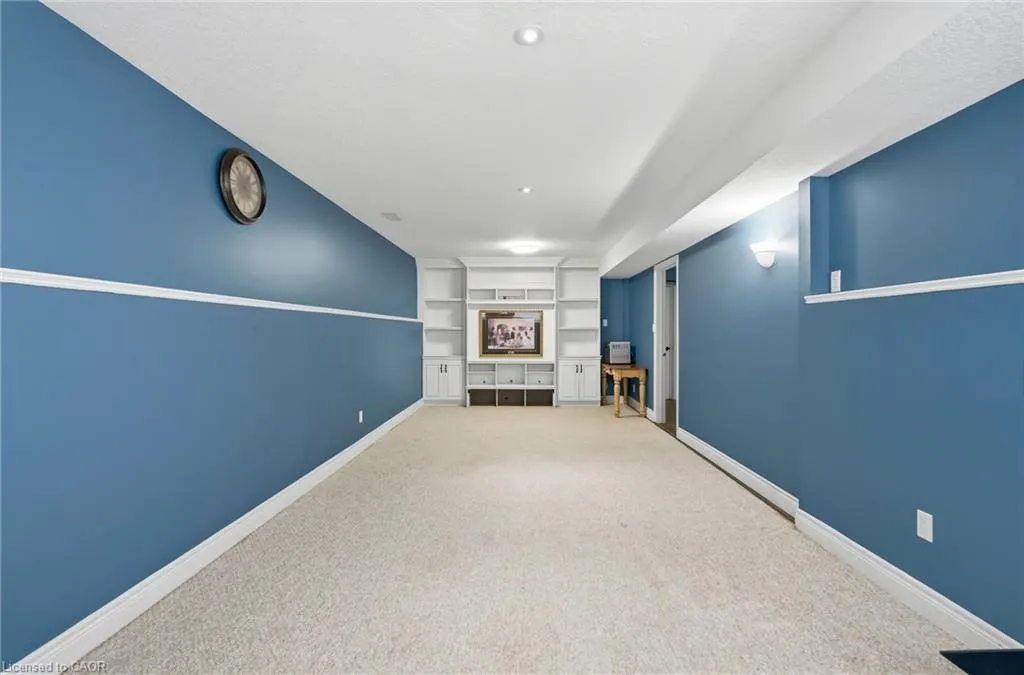 8 Moyle Drive