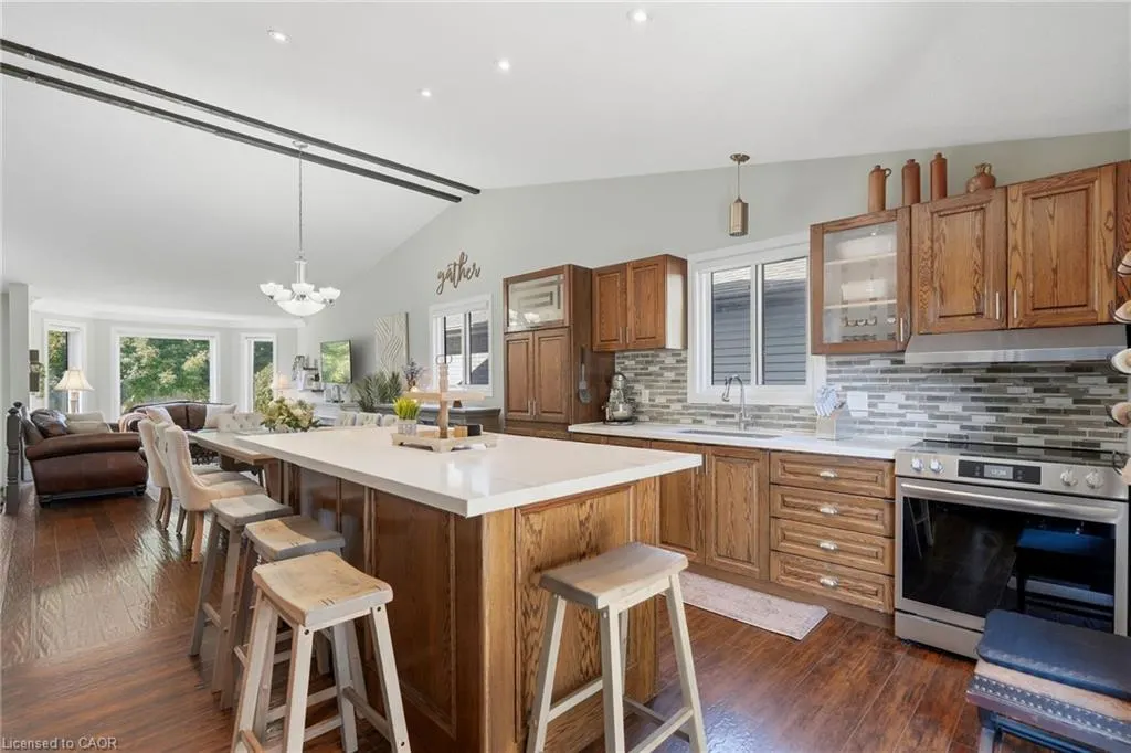 8 Moyle Drive