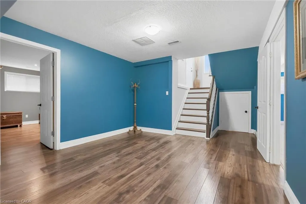 8 Moyle Drive