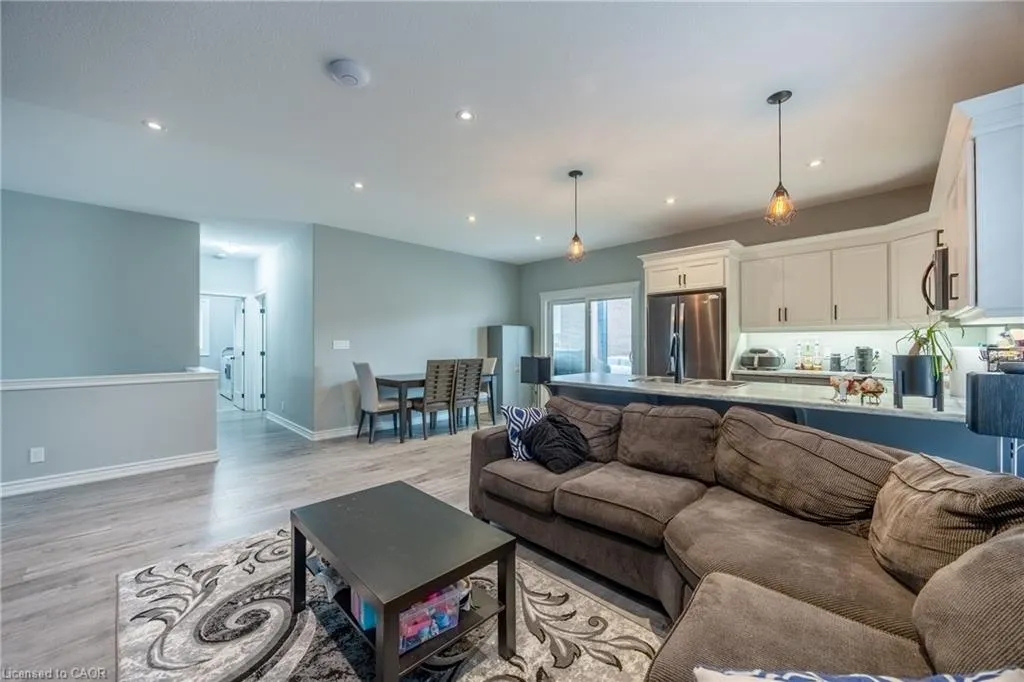 24 Craddock Boulevard #17
