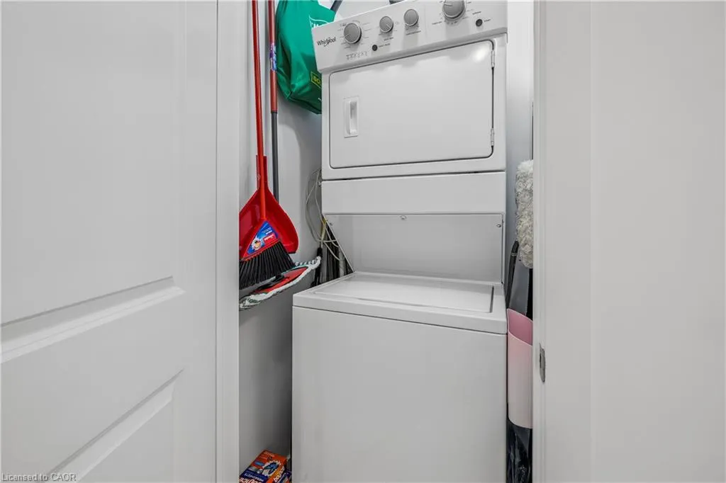 450 Dundas Street E #1005