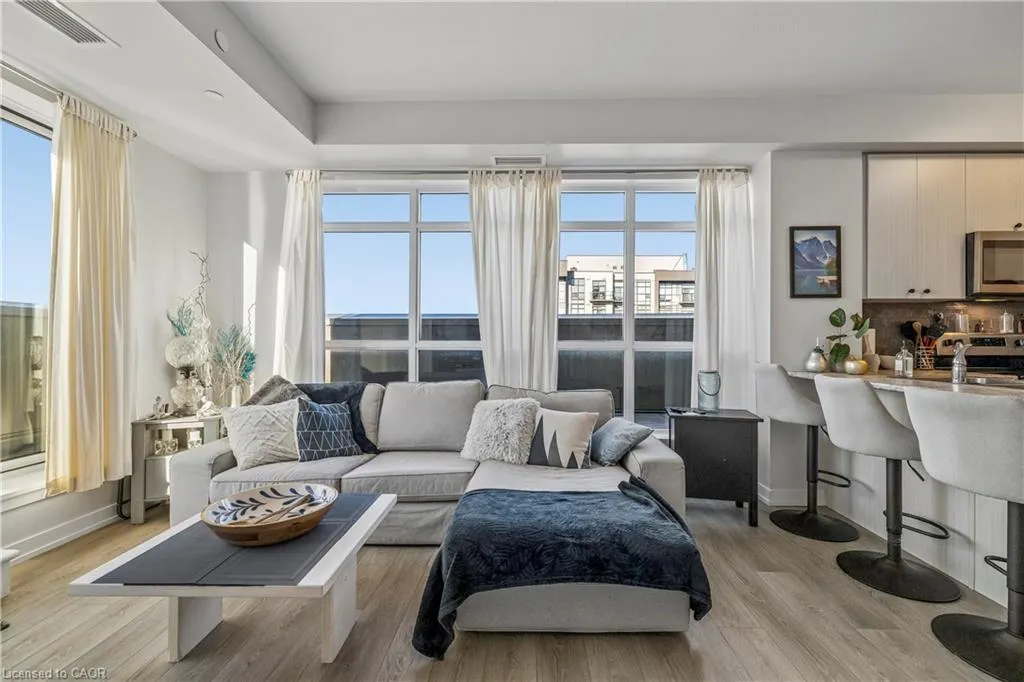 450 Dundas Street E #1005