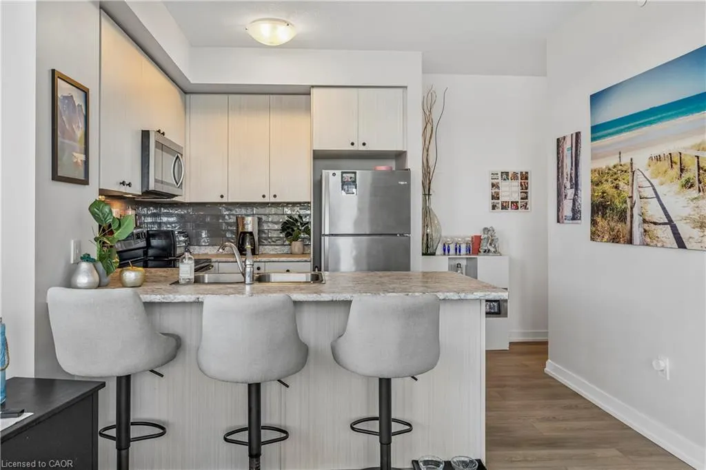 450 Dundas Street E #1005