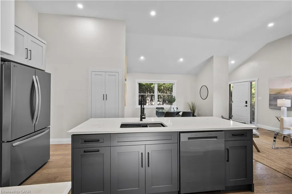 1041 Shepherd's Drive