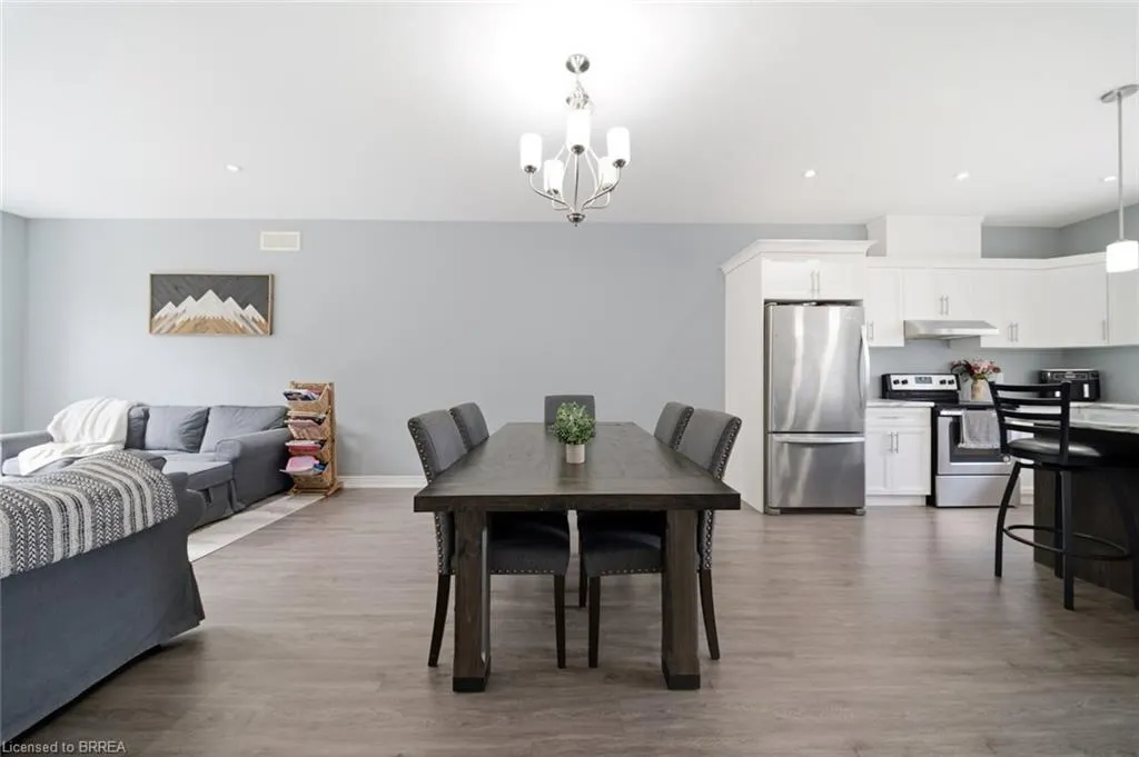 30 Balmoral Street #2