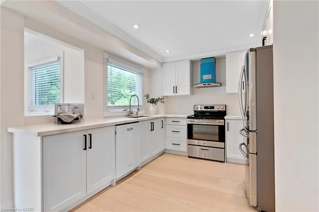 62 Glenvalley Drive