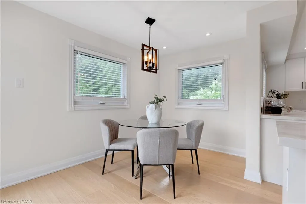 62 Glenvalley Drive