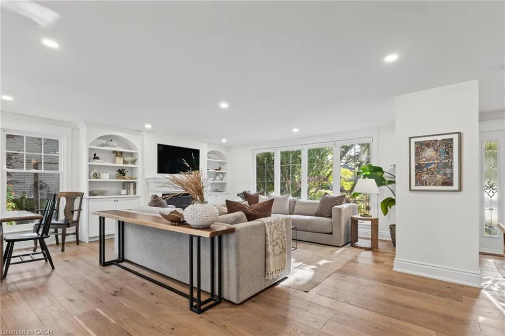 609 Cherrywood Drive