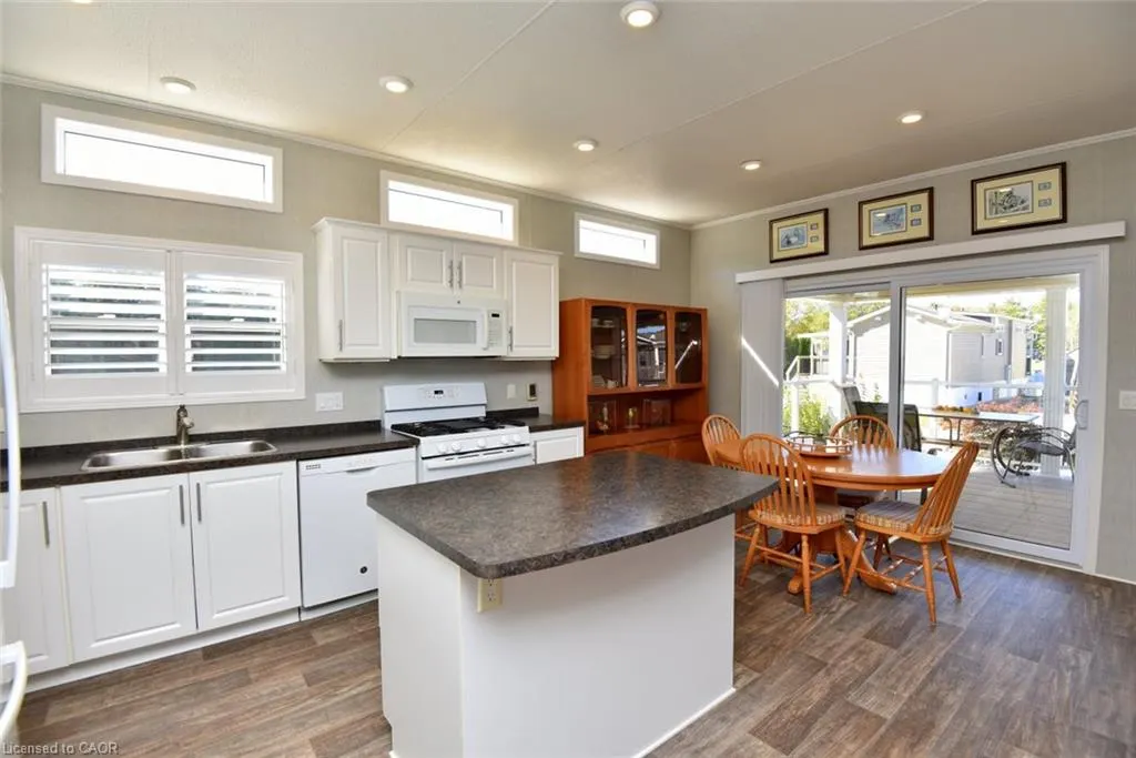 4449 Milburough Street #26 Ash St
