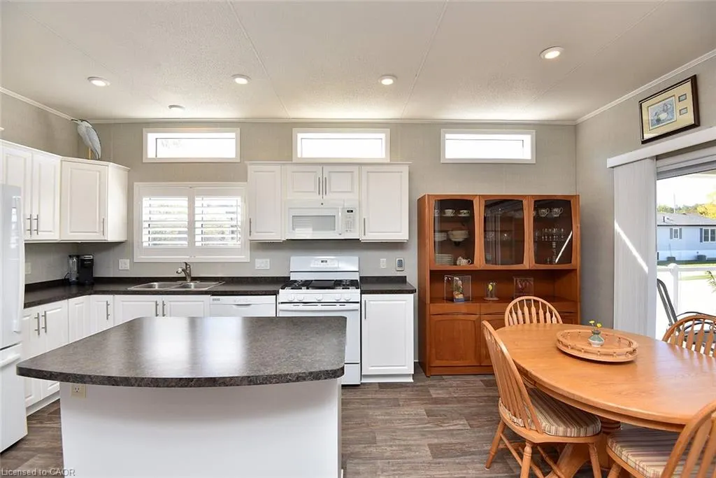 4449 Milburough Street #26 Ash St