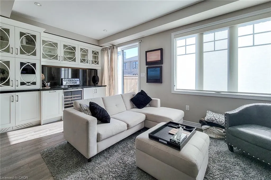 65 Waterview Lane