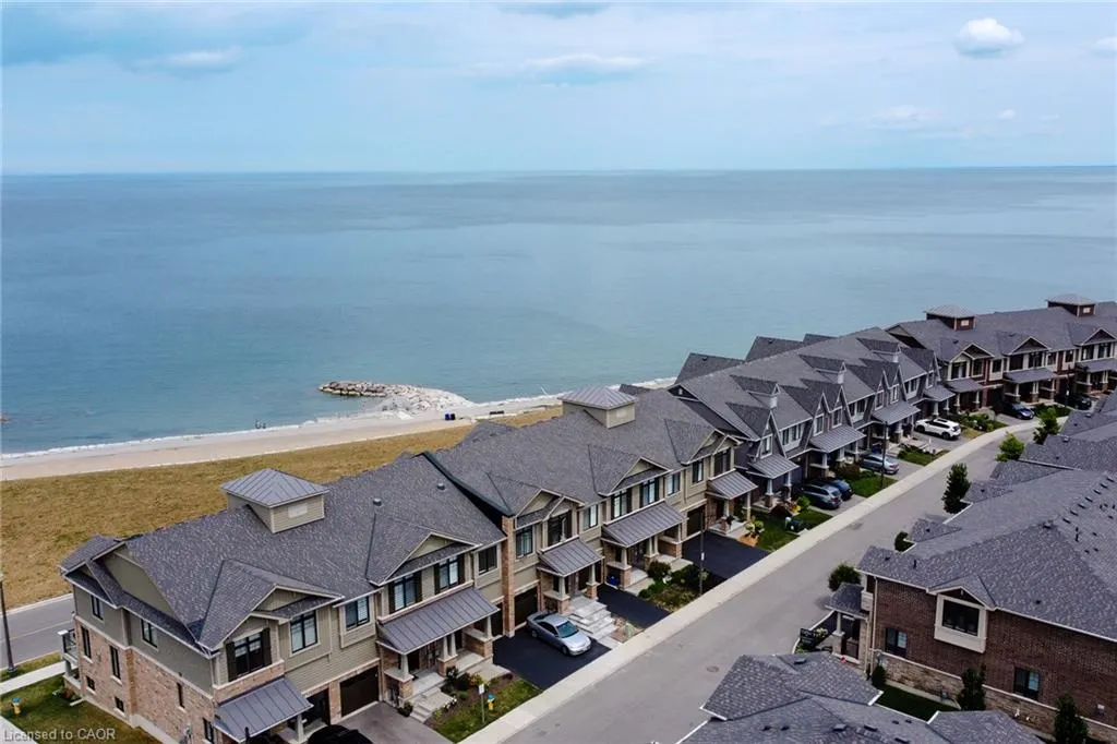65 Waterview Lane