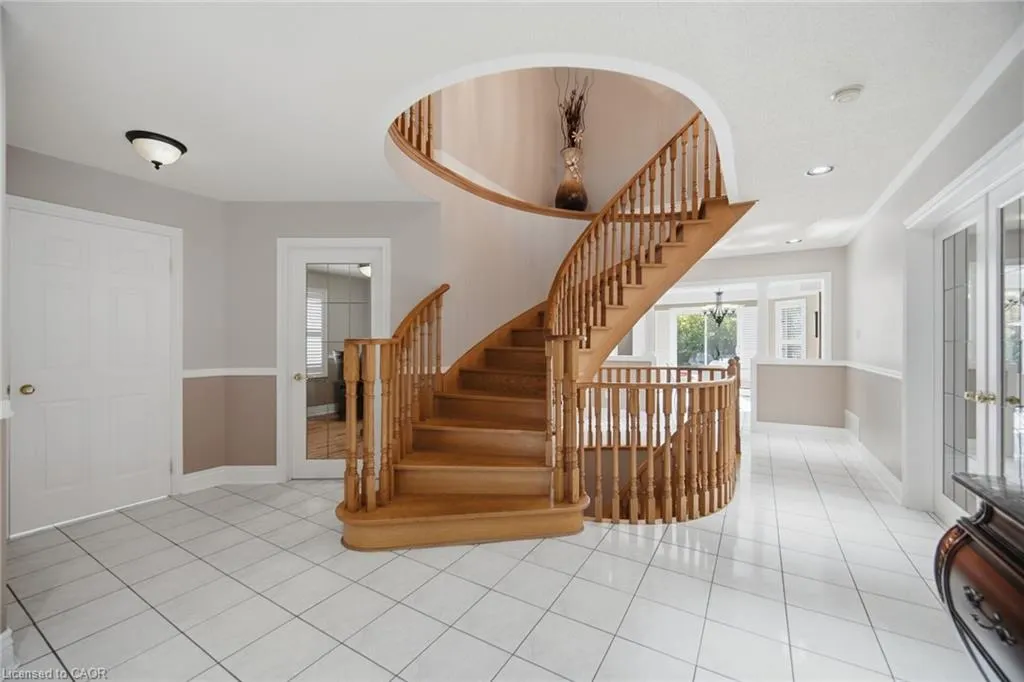 5892 Glen Erin Drive