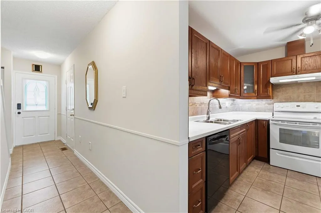 1396 Upper Ottawa Street #27