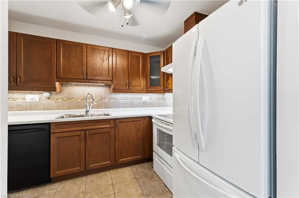1396 Upper Ottawa Street #27