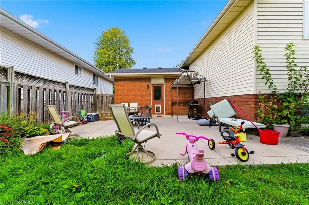 82 Beaver Crescent