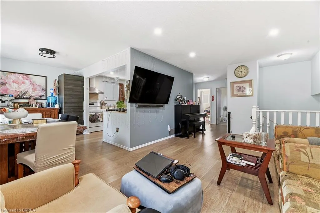 82 Beaver Crescent