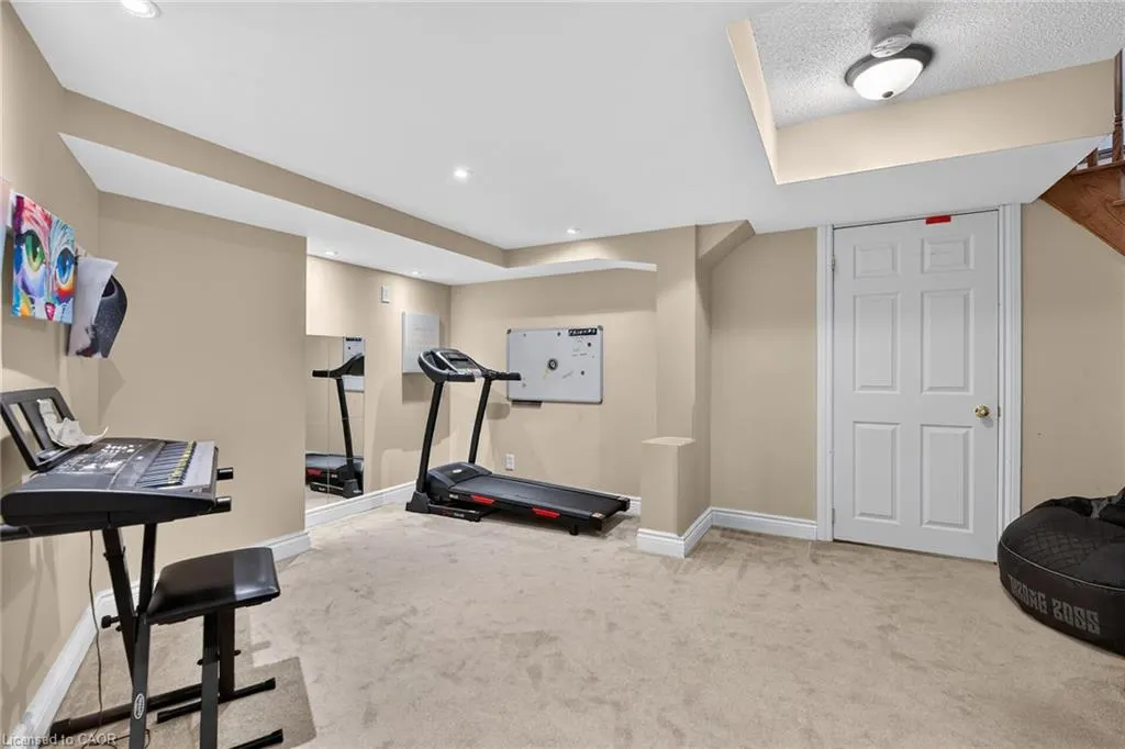 71 Cedarville Drive