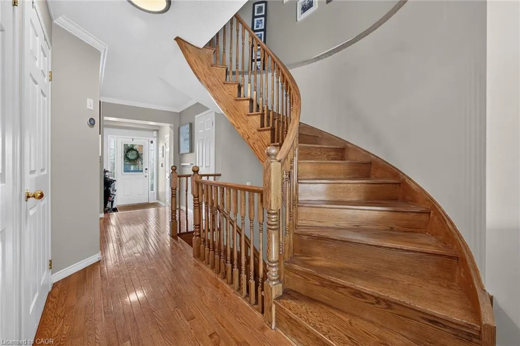 71 Cedarville Drive