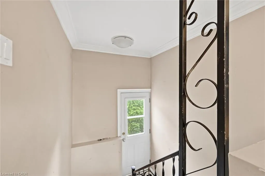 275 West 2nd Street