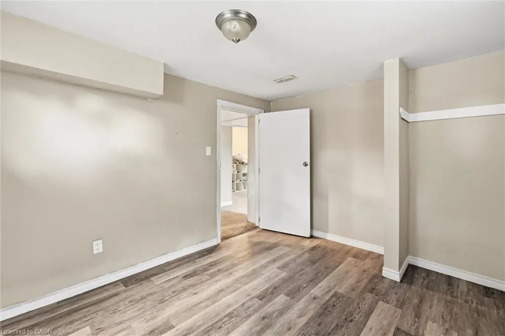 275 West 2nd Street