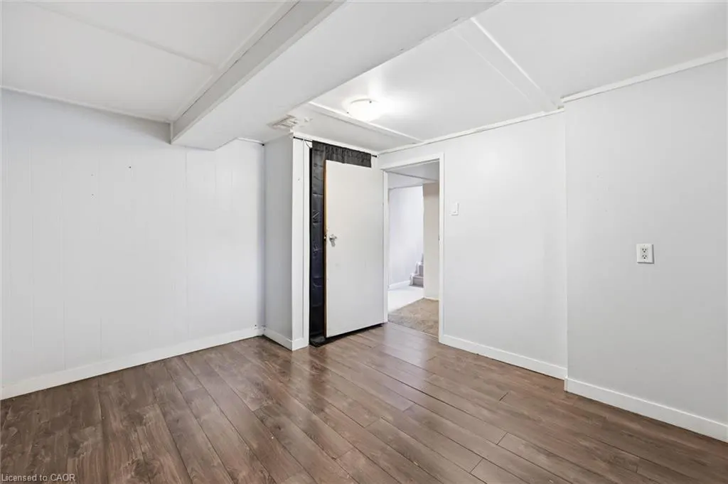 275 West 2nd Street