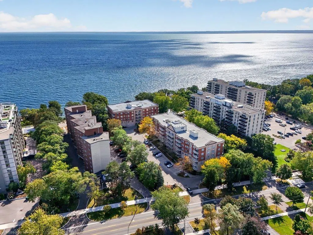 5188 Lakeshore Road #409