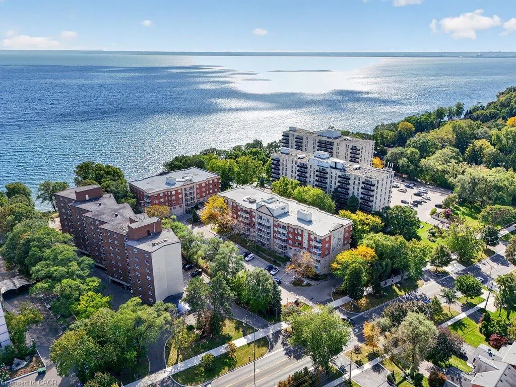 5188 Lakeshore Road #409