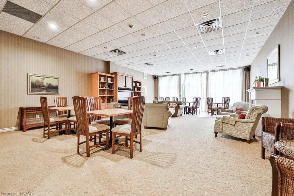 5188 Lakeshore Road #409