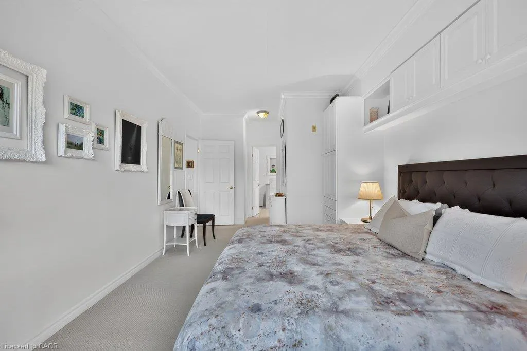5188 Lakeshore Road #409