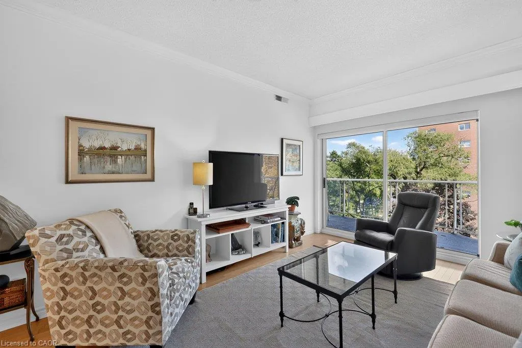 5188 Lakeshore Road #409