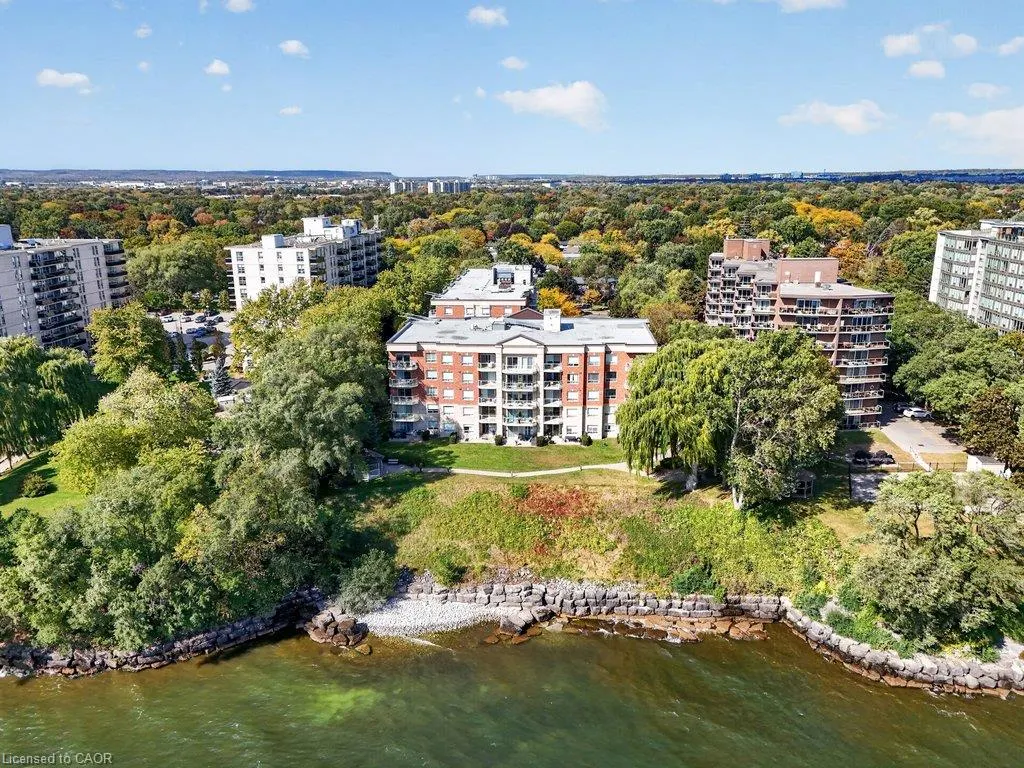 5188 Lakeshore Road #409