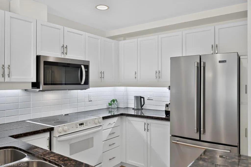 5188 Lakeshore Road #409
