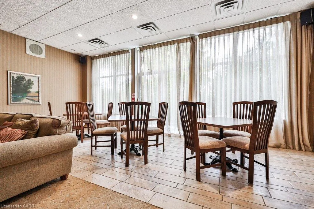 5188 Lakeshore Road #409