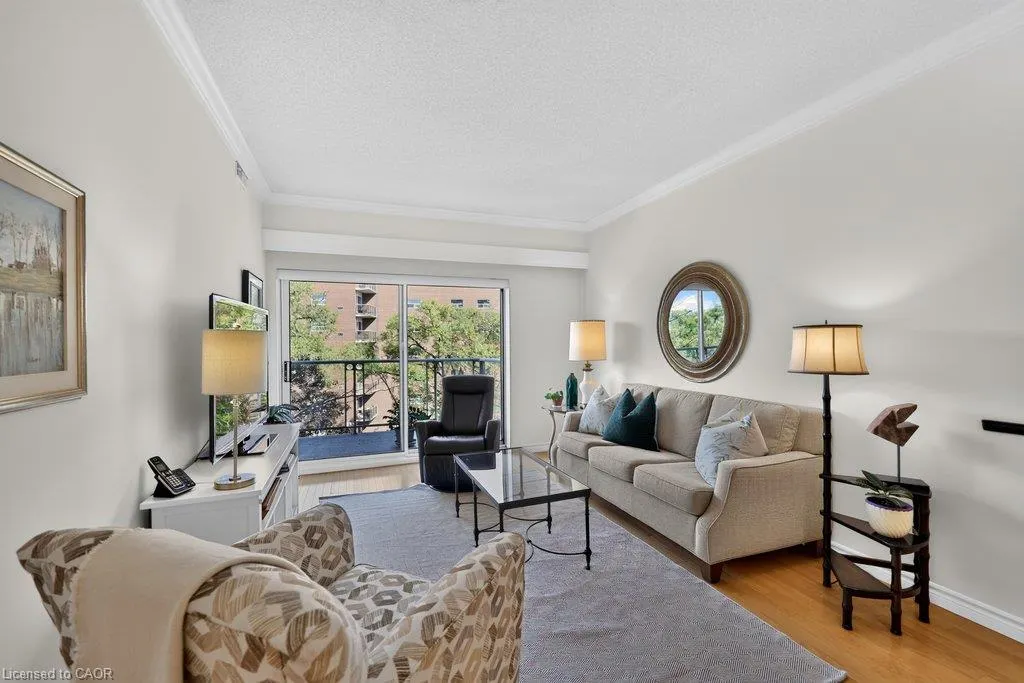 5188 Lakeshore Road #409