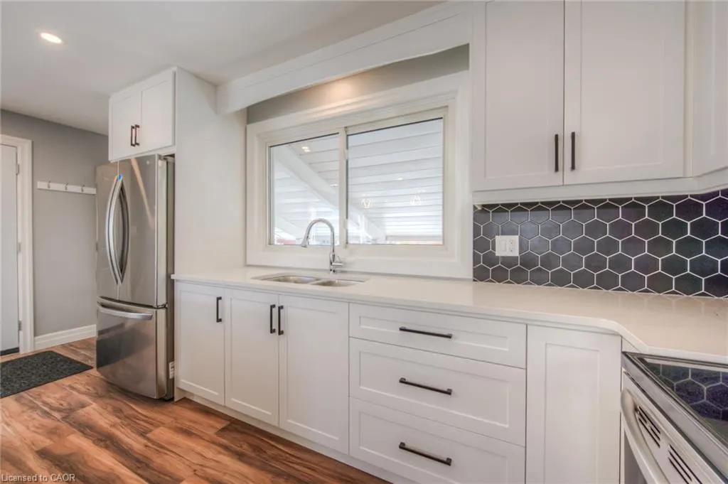 262 Ross Avenue #1