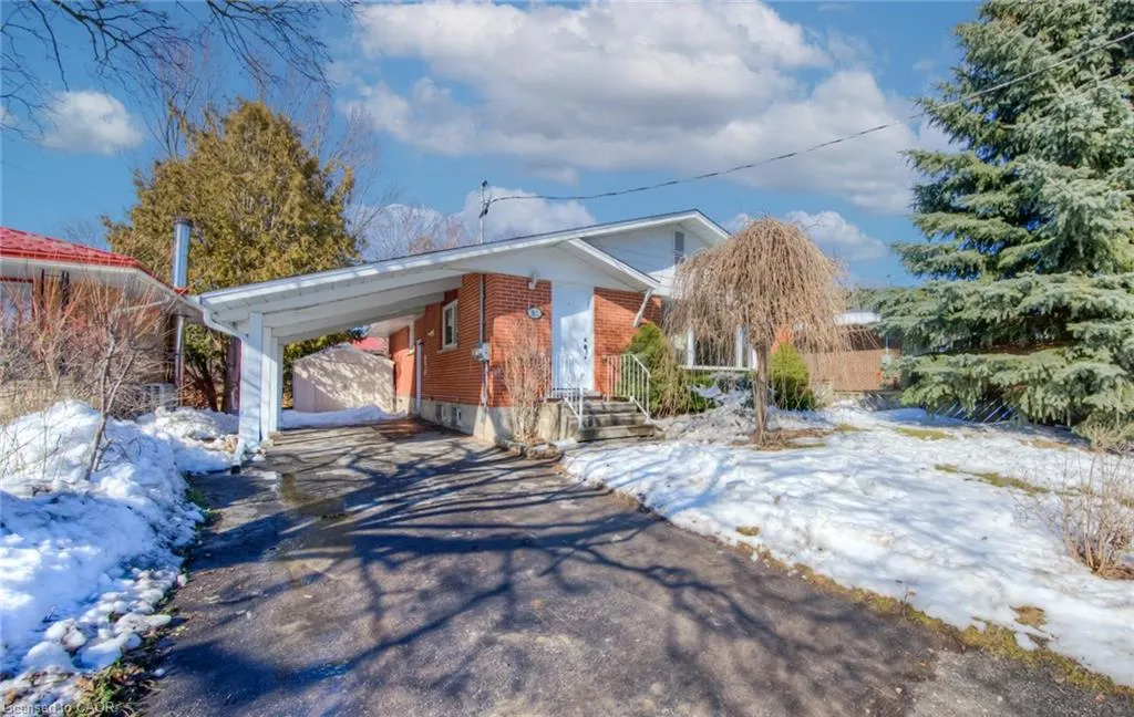 262 Ross Avenue #1