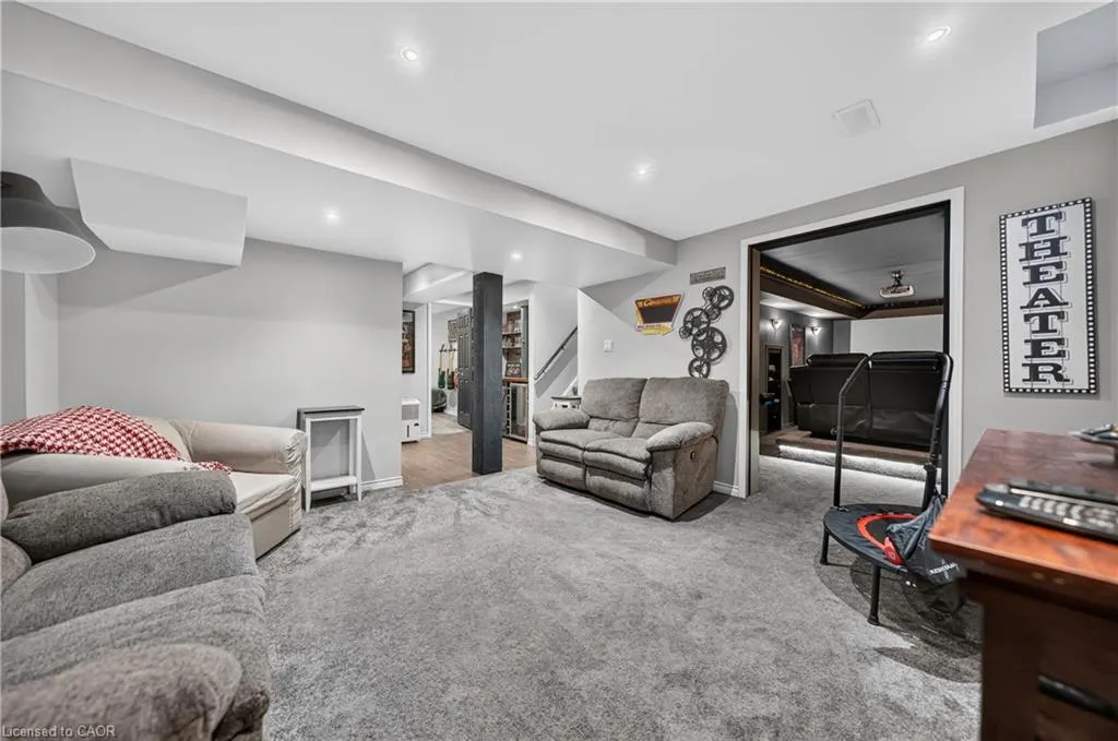 6 Mathews Court