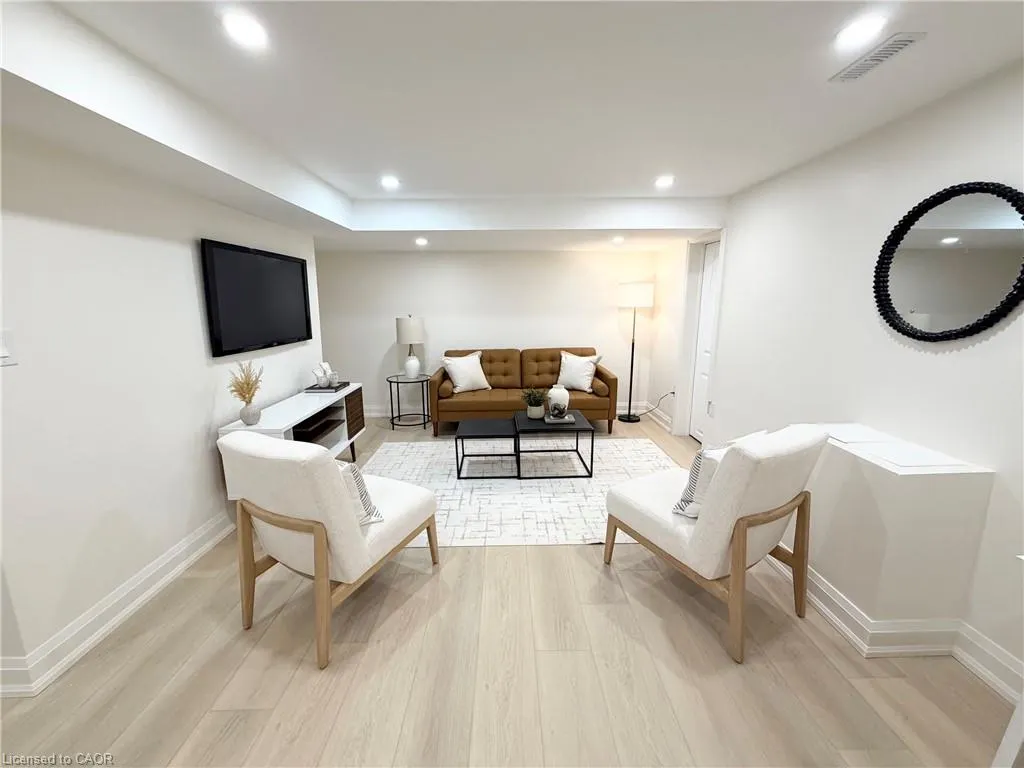 2379 Maryvale Court
