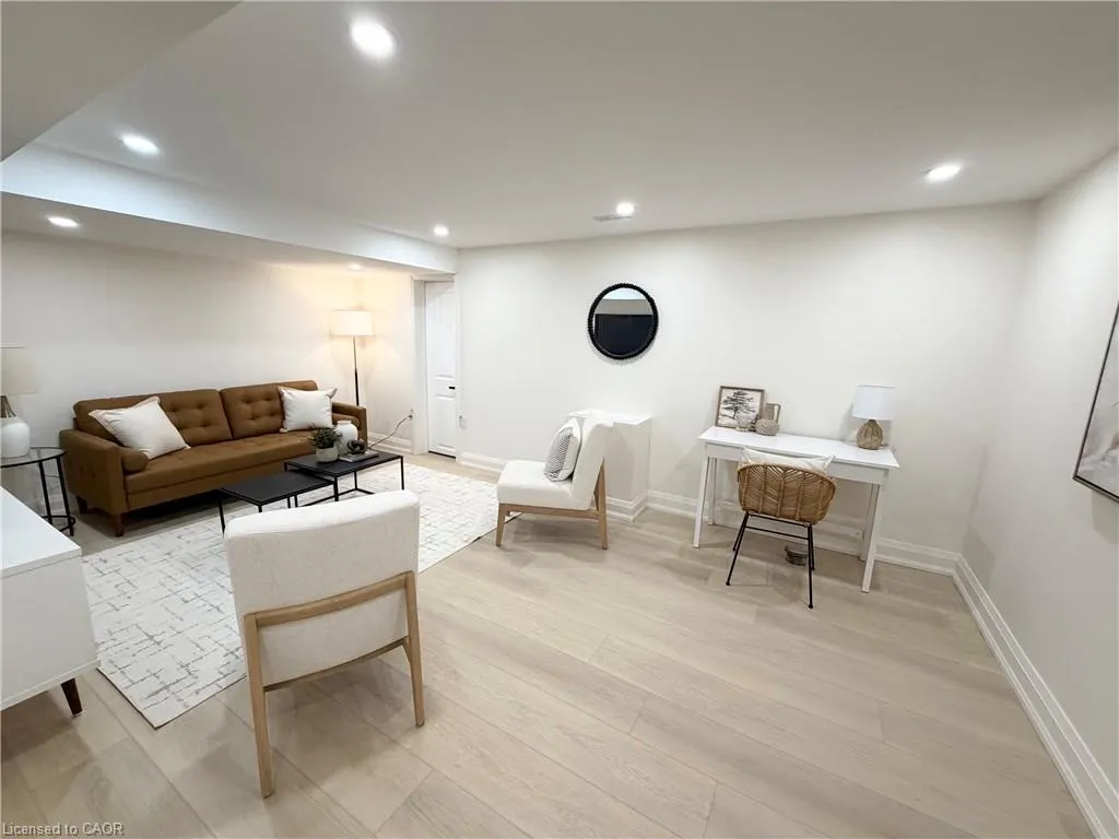2379 Maryvale Court