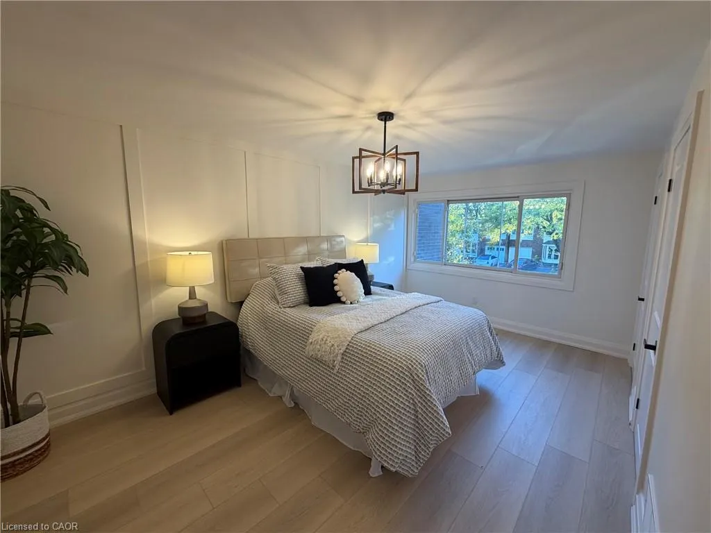 2379 Maryvale Court