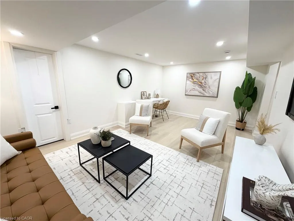 2379 Maryvale Court