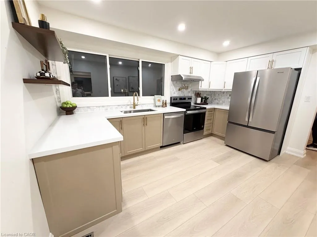 2379 Maryvale Court