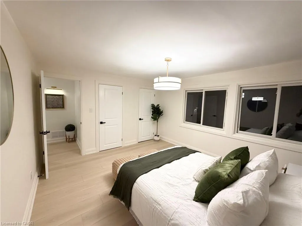 2379 Maryvale Court