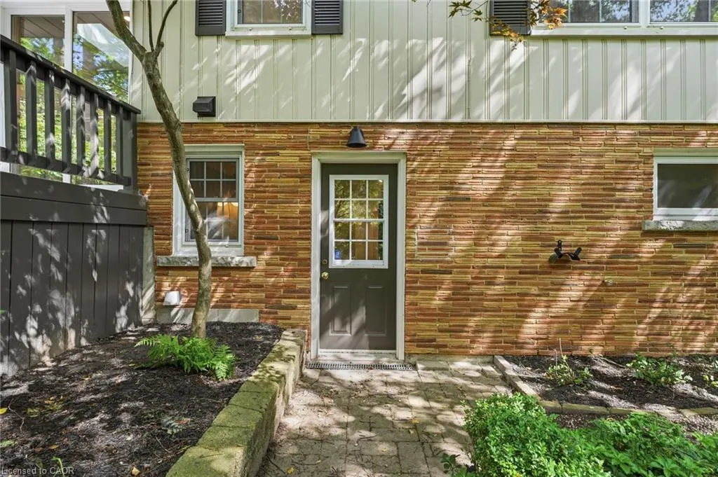 571 Leonard Court