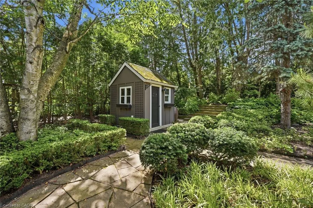 571 Leonard Court