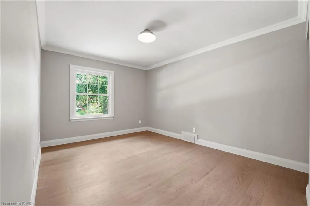 571 Leonard Court