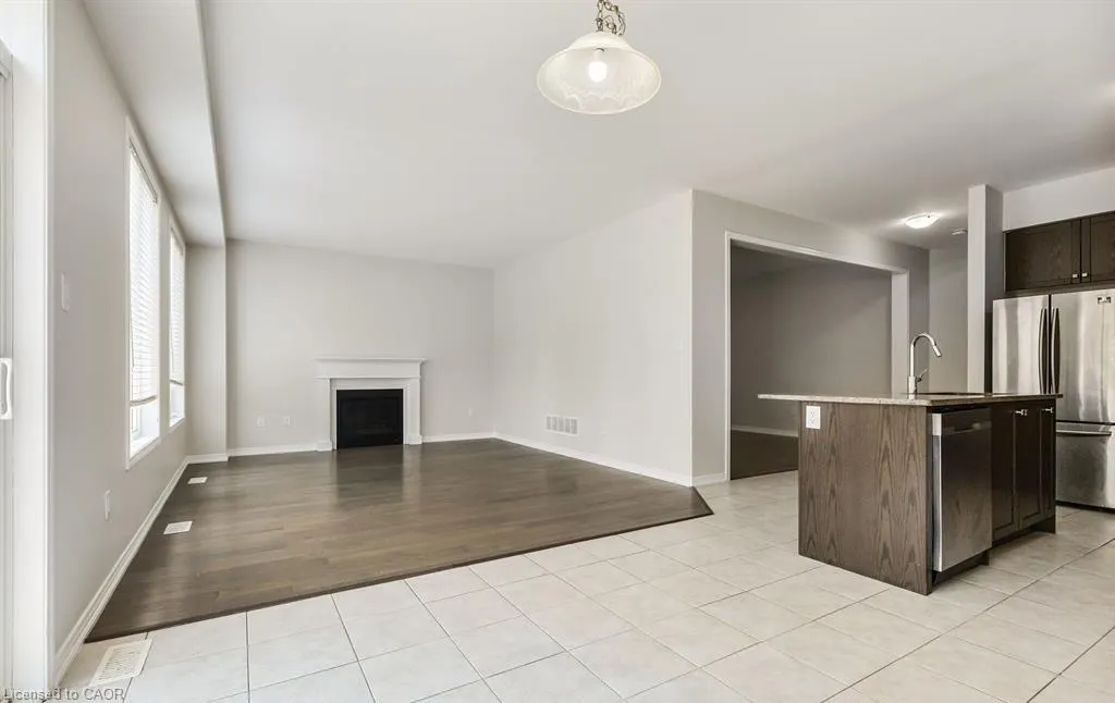 25 Munro Circle